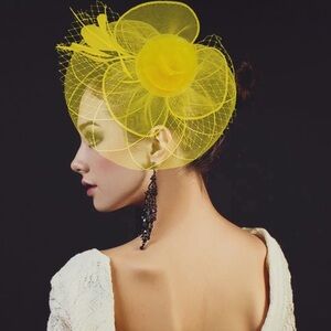 Elegant Yellow Fascinator